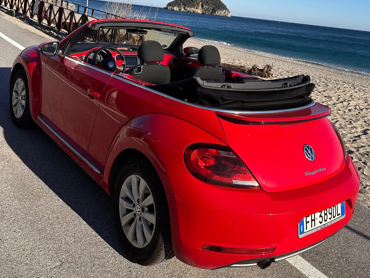 Volkswagen Maggiolino Maggiolino 2017 Cabrio Cabrio 1.2 tsi Design 105cv Rosso - 2