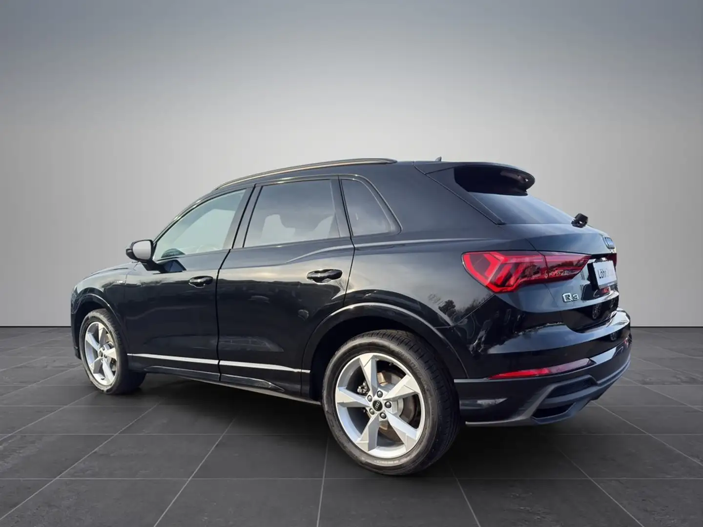 Audi Q3 35 TDI S-Line *ACC*KAMERA*NAVI*LED* Schwarz - 2