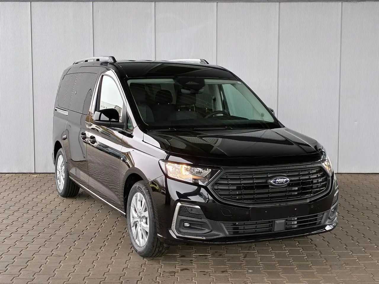 Ford Grand Tourneo Connect Titanium 1.5 Ecoboost L2 7-Sitzer / Automa 4