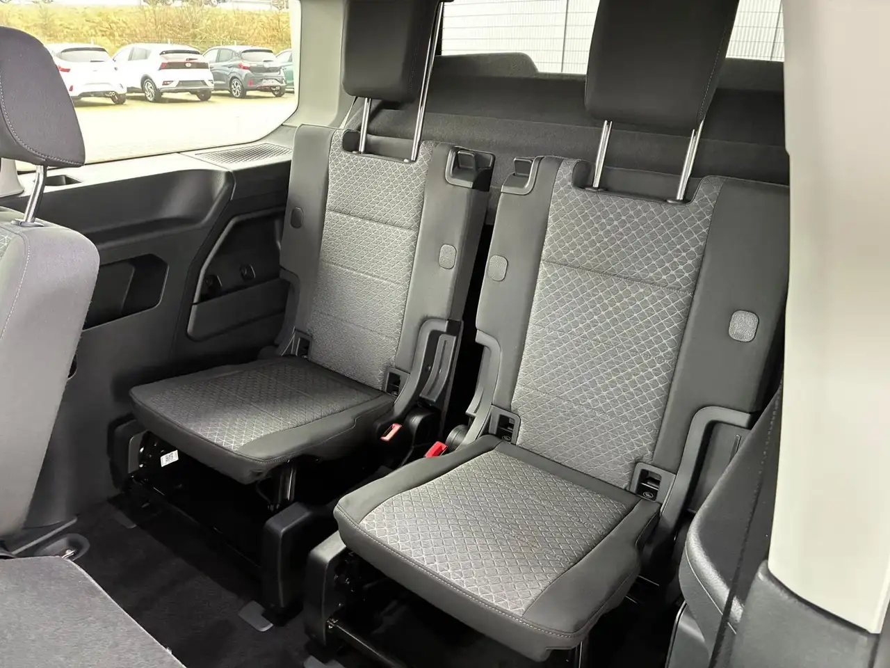 Ford Grand Tourneo Connect Titanium 1.5 Ecoboost L2 7-Sitzer / Automa 7