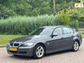 BMW 318 3-serie 318i Business Line/AIRCO/CRUISE/LEDER/NAVI Grijs - thumbnail 1