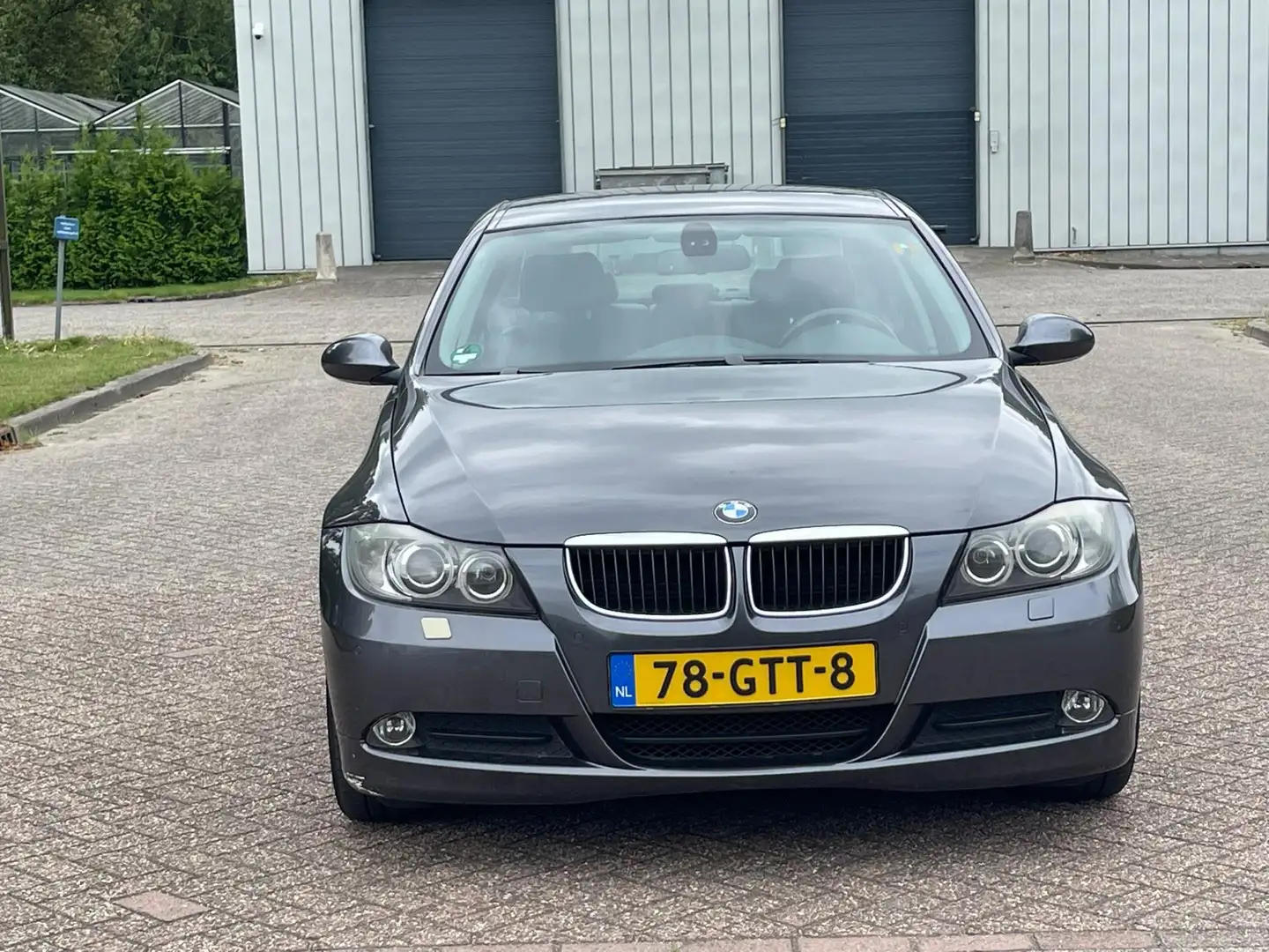 BMW 318 3-serie 318i Business Line/AIRCO/CRUISE/LEDER/NAVI Grijs - 2