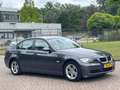BMW 318 3-serie 318i Business Line/AIRCO/CRUISE/LEDER/NAVI Grijs - thumbnail 3