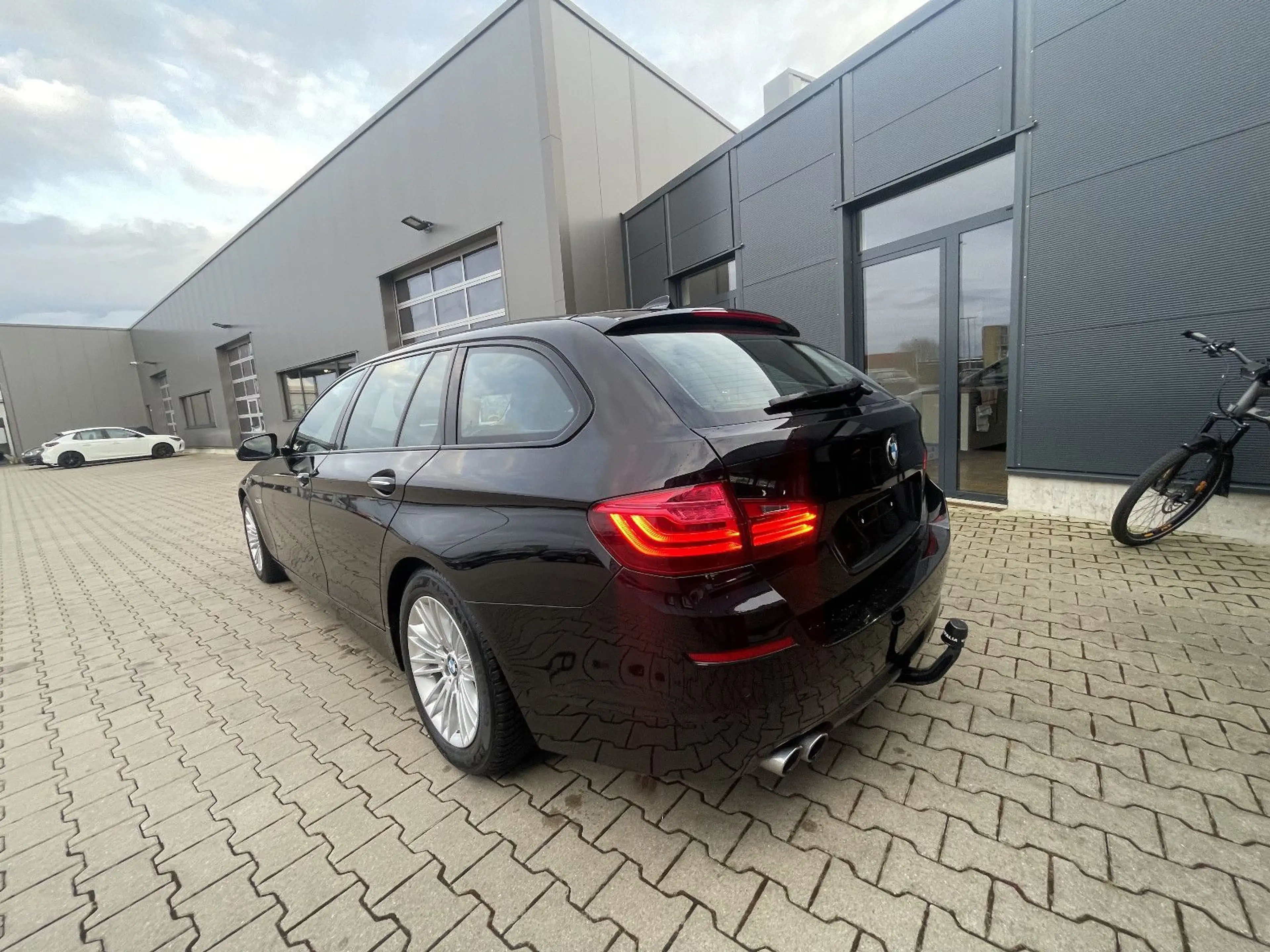 BMW 525 d Touring Navi/RFK/AHK — photo 5