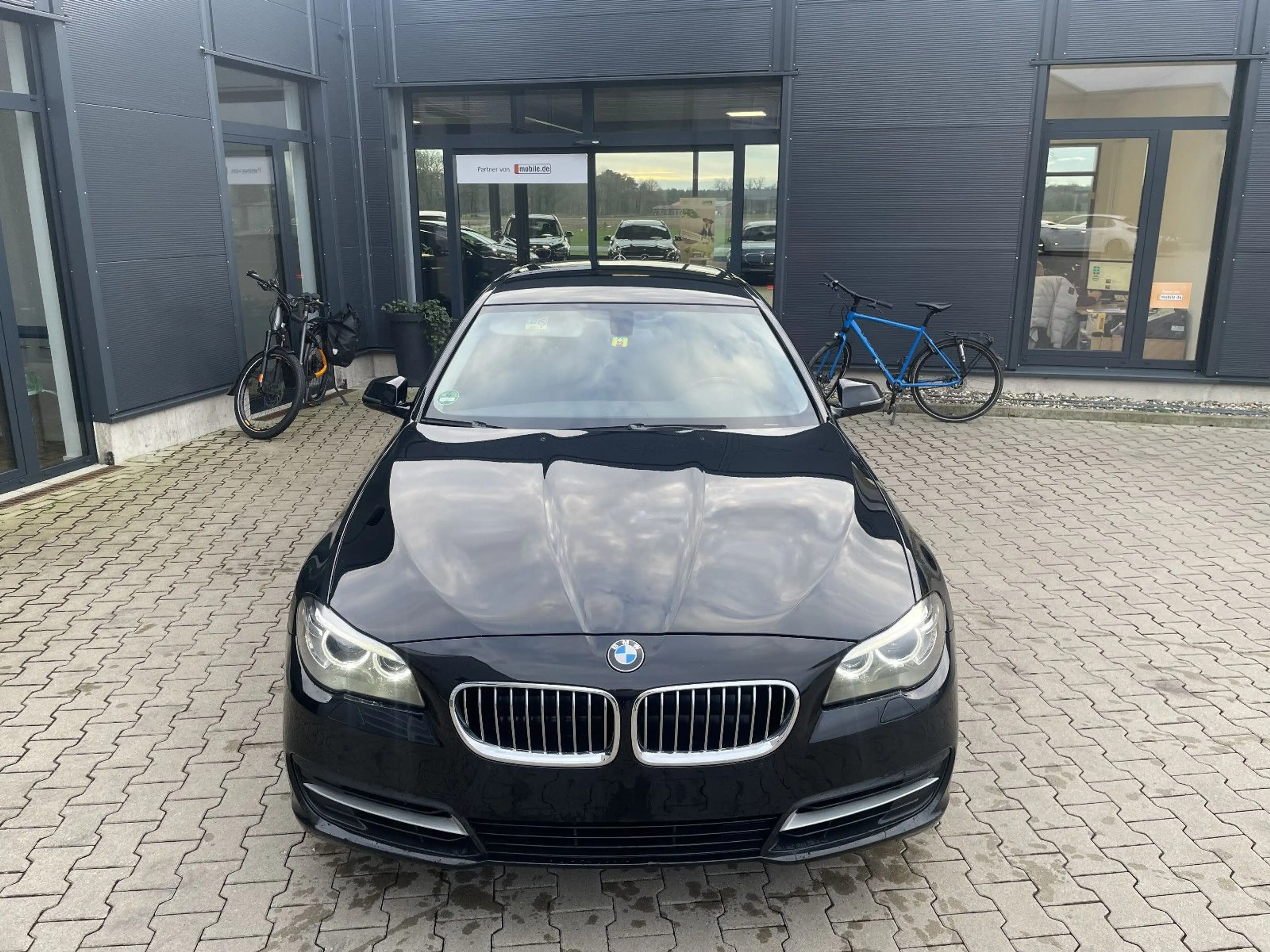 BMW 525 d Touring Navi/RFK/AHK — photo 2