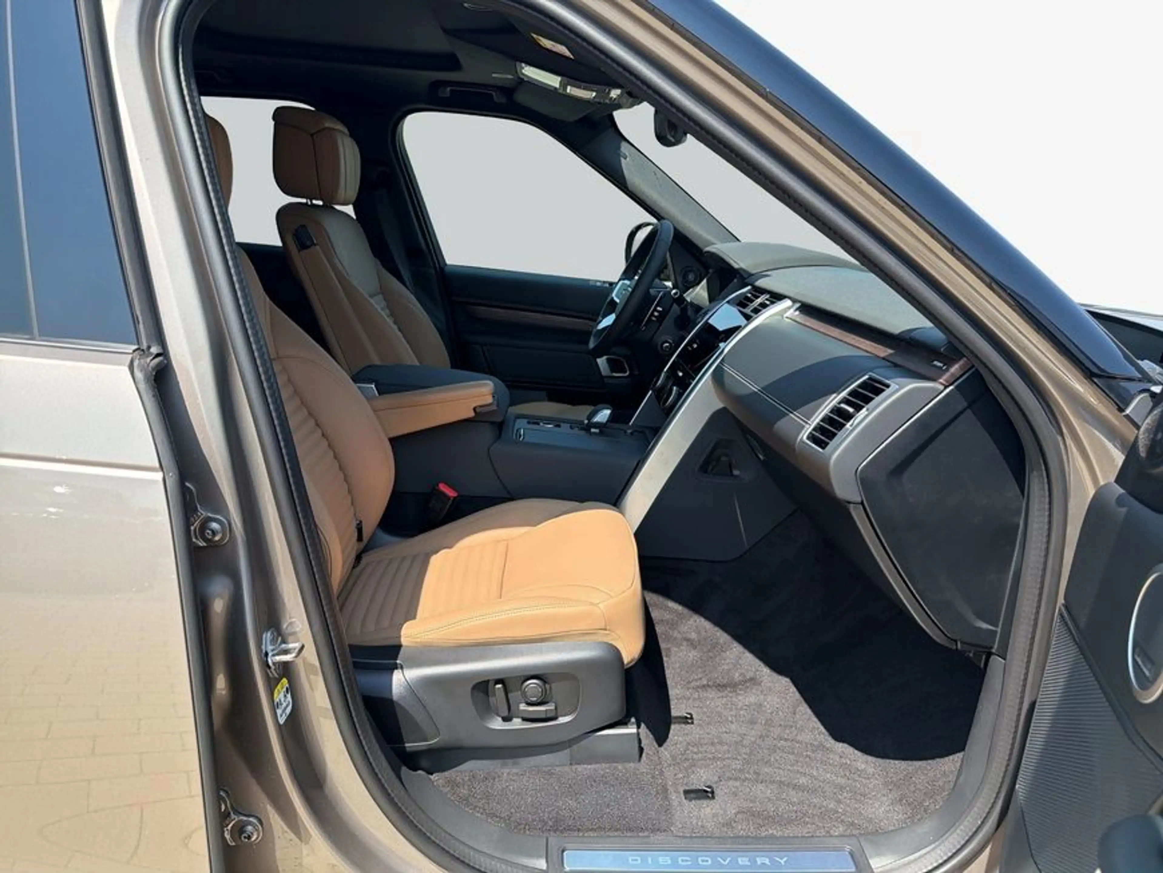 Land Rover Discovery D350 Dynamic HSE 257 kW, 5-türig (Diesel — photo 3
