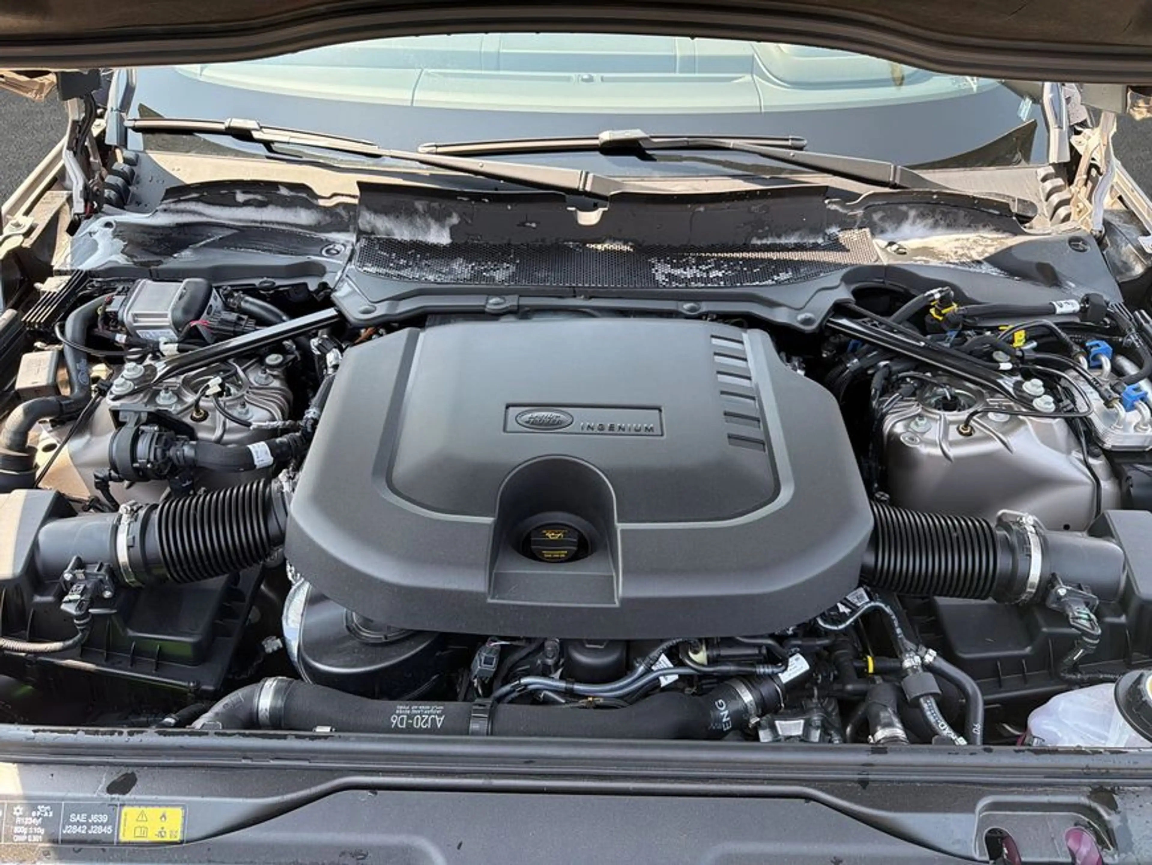 Land Rover Discovery D350 Dynamic HSE 257 kW, 5-türig (Diesel — photo 10