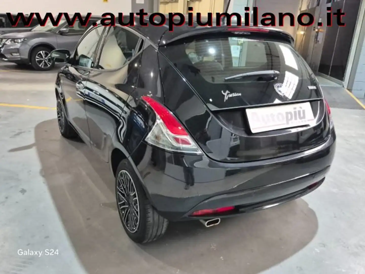 Lancia Ypsilon Ypsilon 1.0 firefly hybrid Gold s Nero - 2