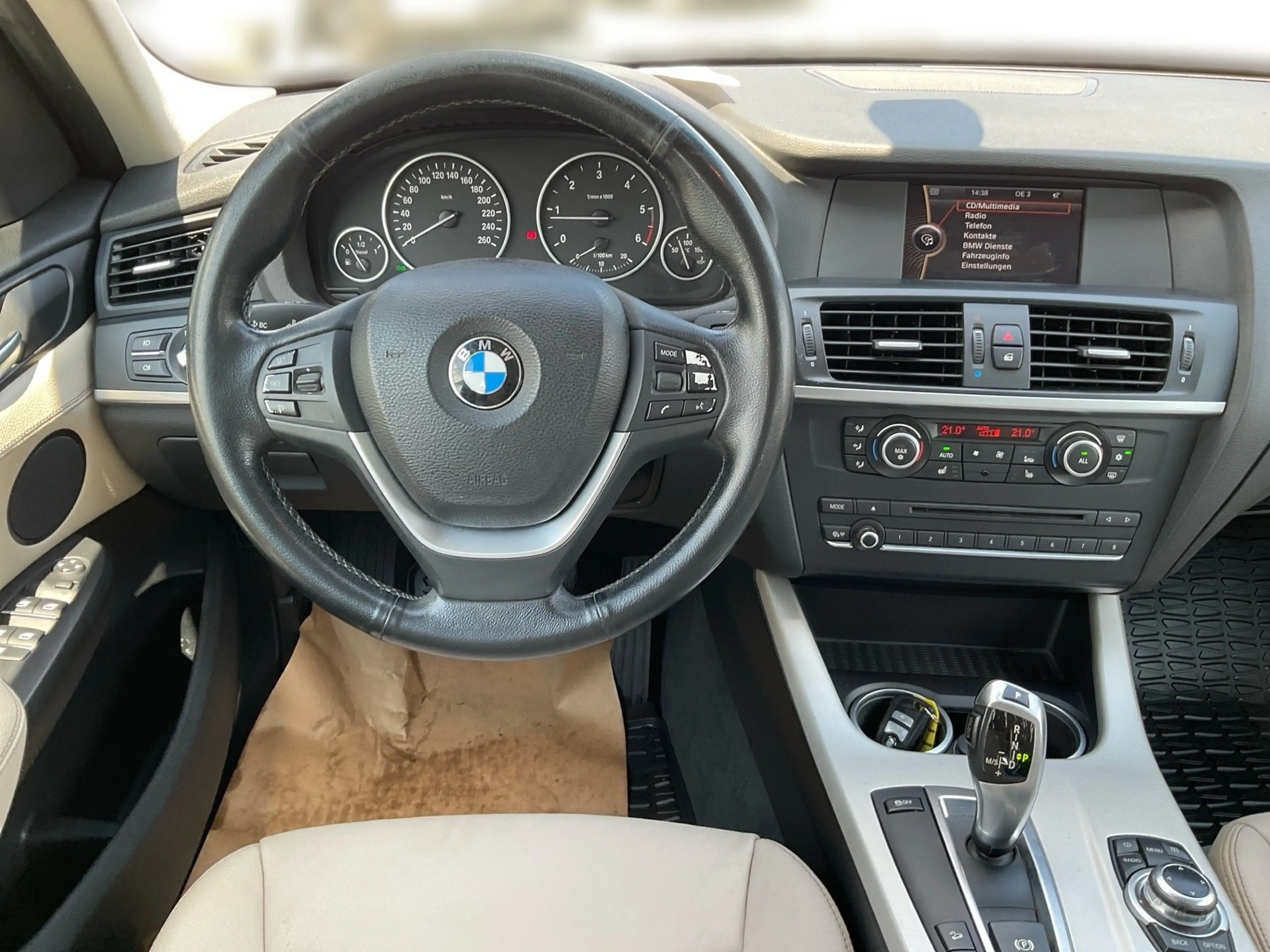 BMW X3 xDrive 20d 2xKlima AUT BiXenon KlimaA LM PDC — photo 9