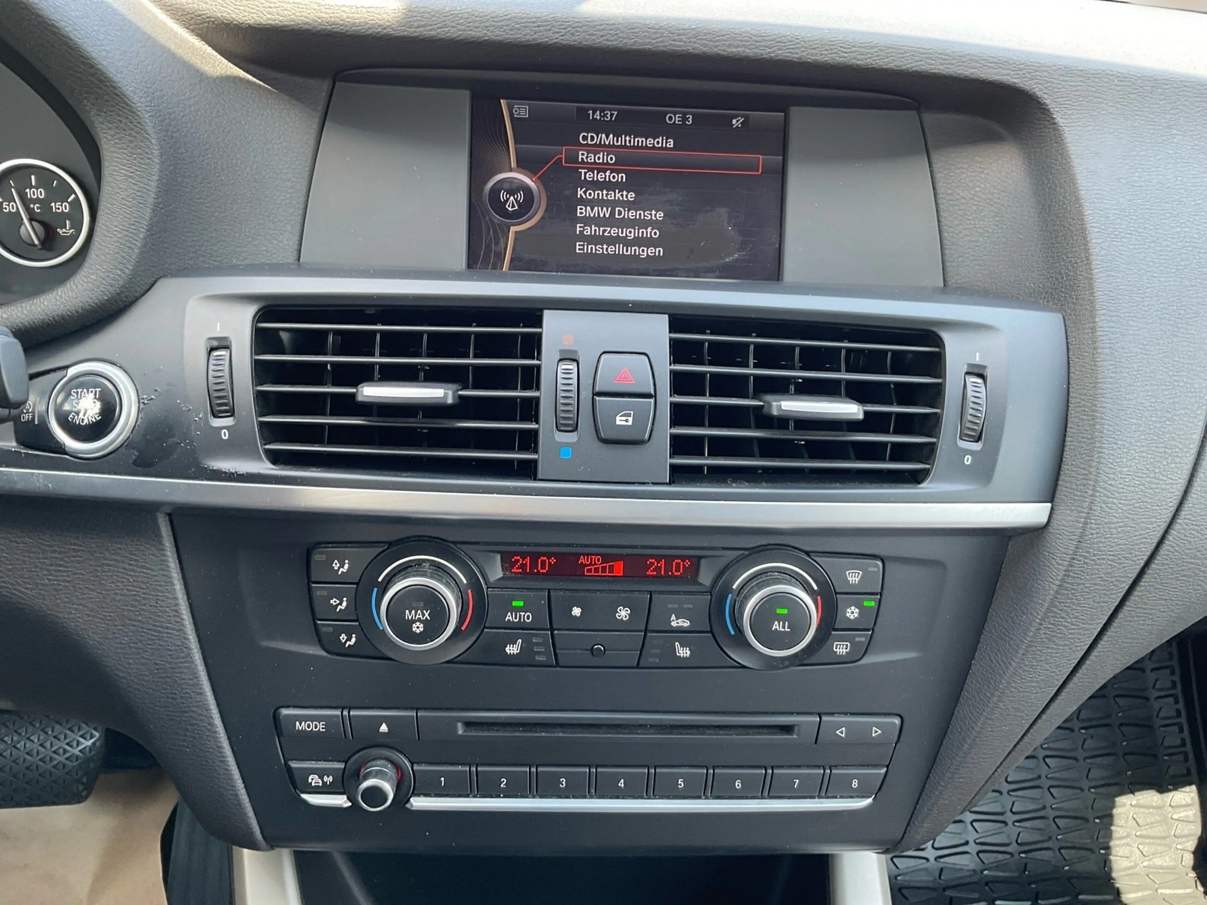 BMW X3 xDrive 20d 2xKlima AUT BiXenon KlimaA LM PDC — photo 7