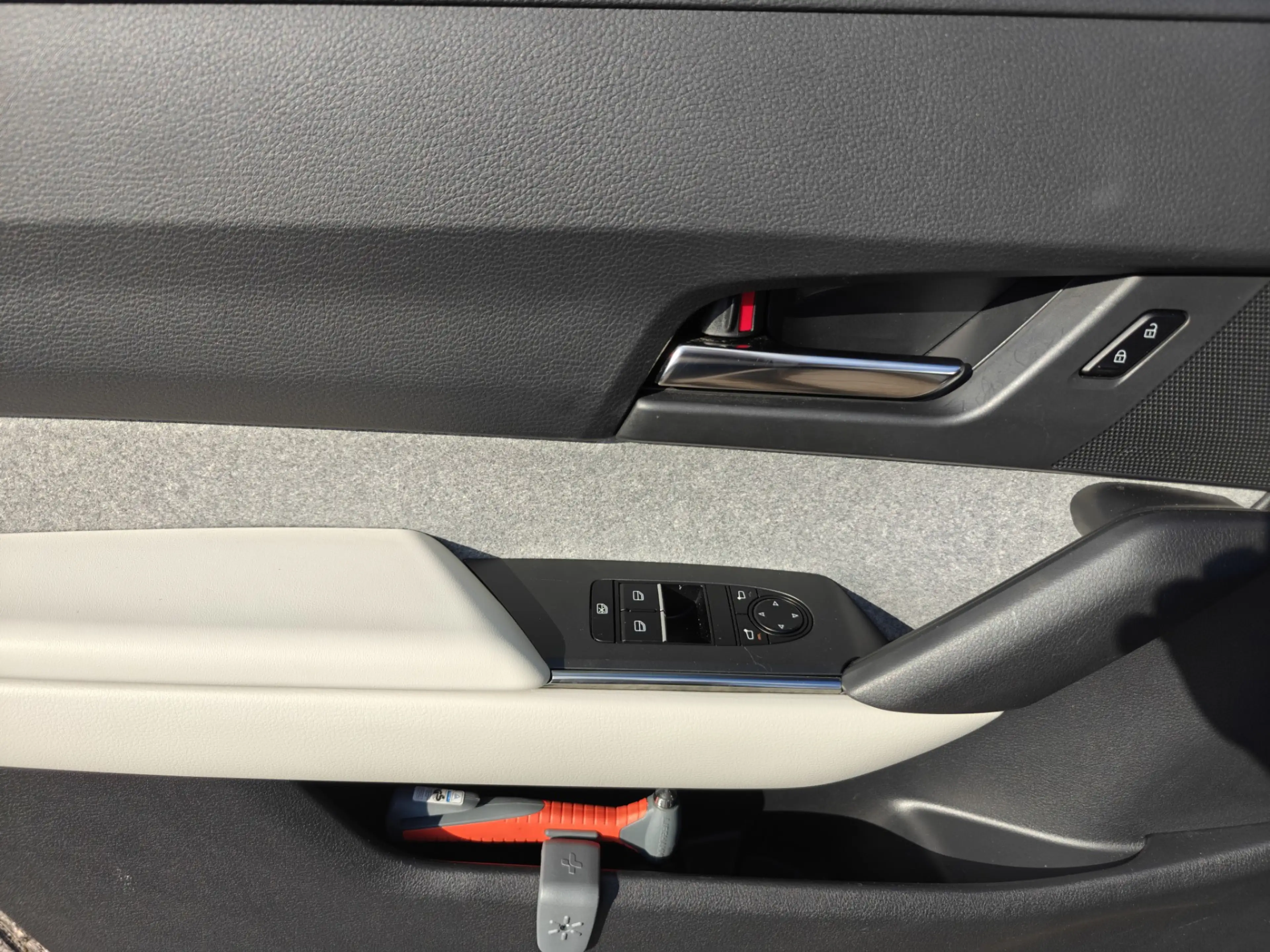 Mazda MX-30 E-SkyActiv EV 145 Prime-line 36 kWh / Eerste Eigen — photo 10