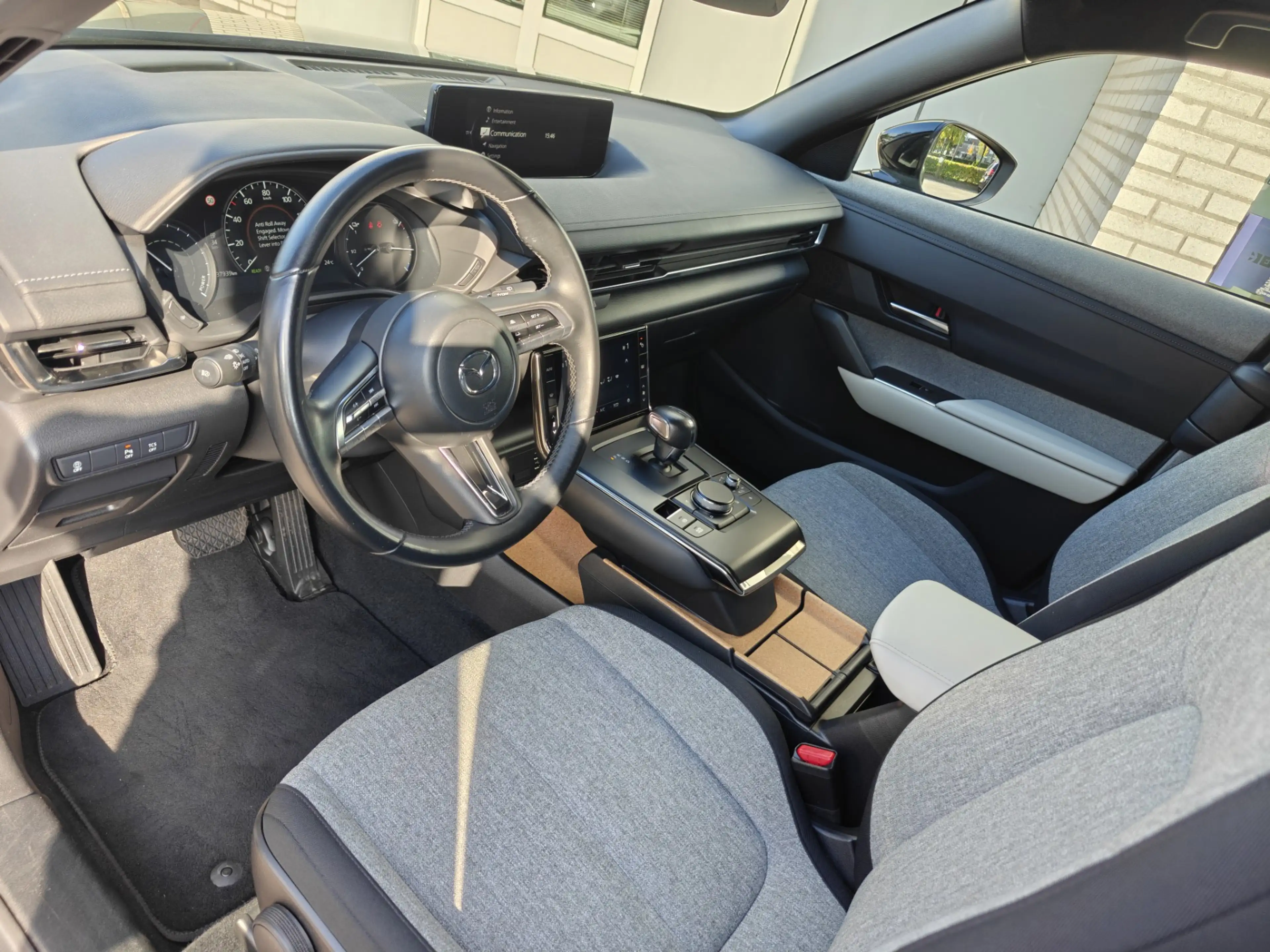 Mazda MX-30 E-SkyActiv EV 145 Prime-line 36 kWh / Eerste Eigen — photo 11