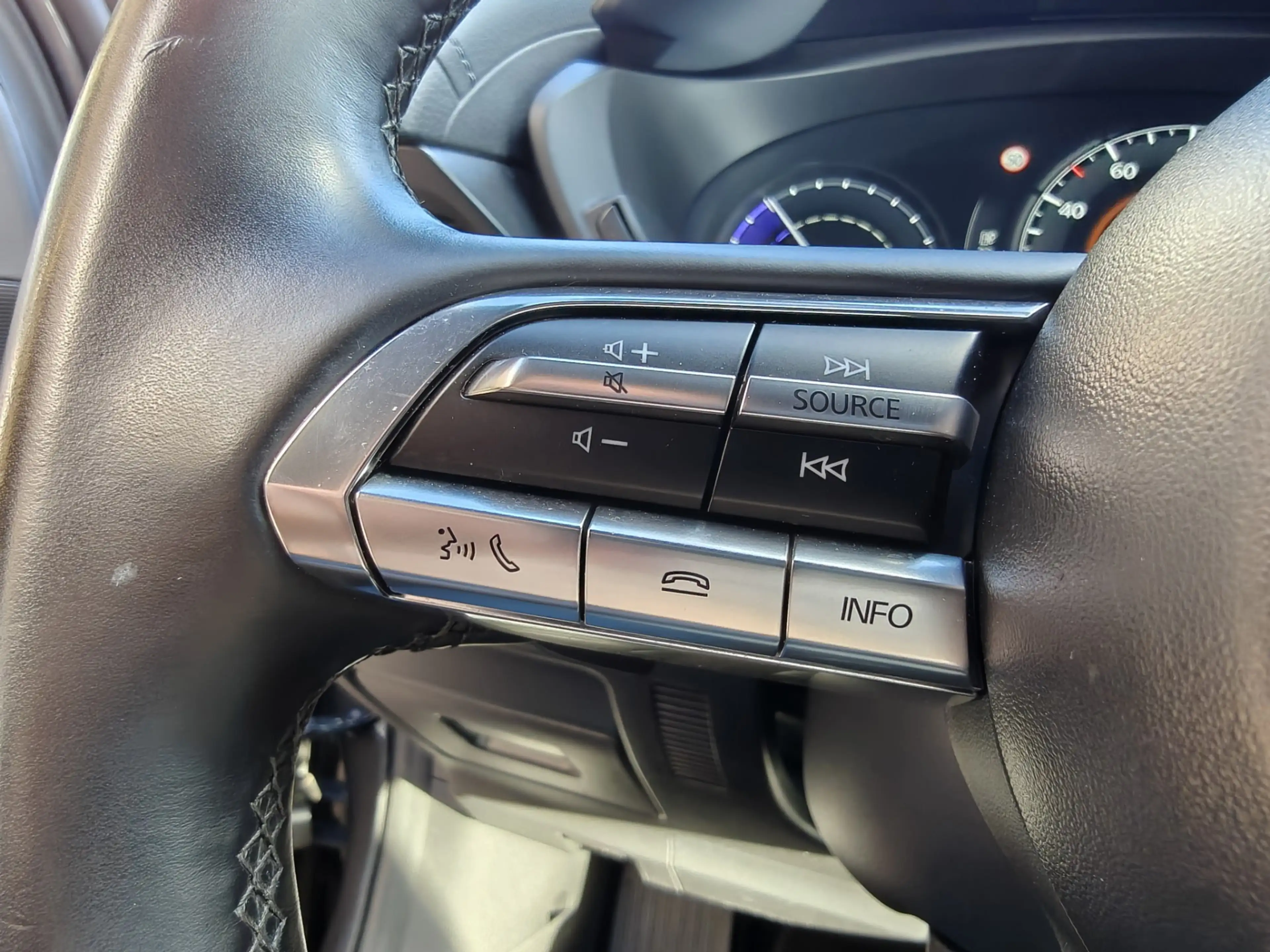 Mazda MX-30 E-SkyActiv EV 145 Prime-line 36 kWh / Eerste Eigen — photo 16