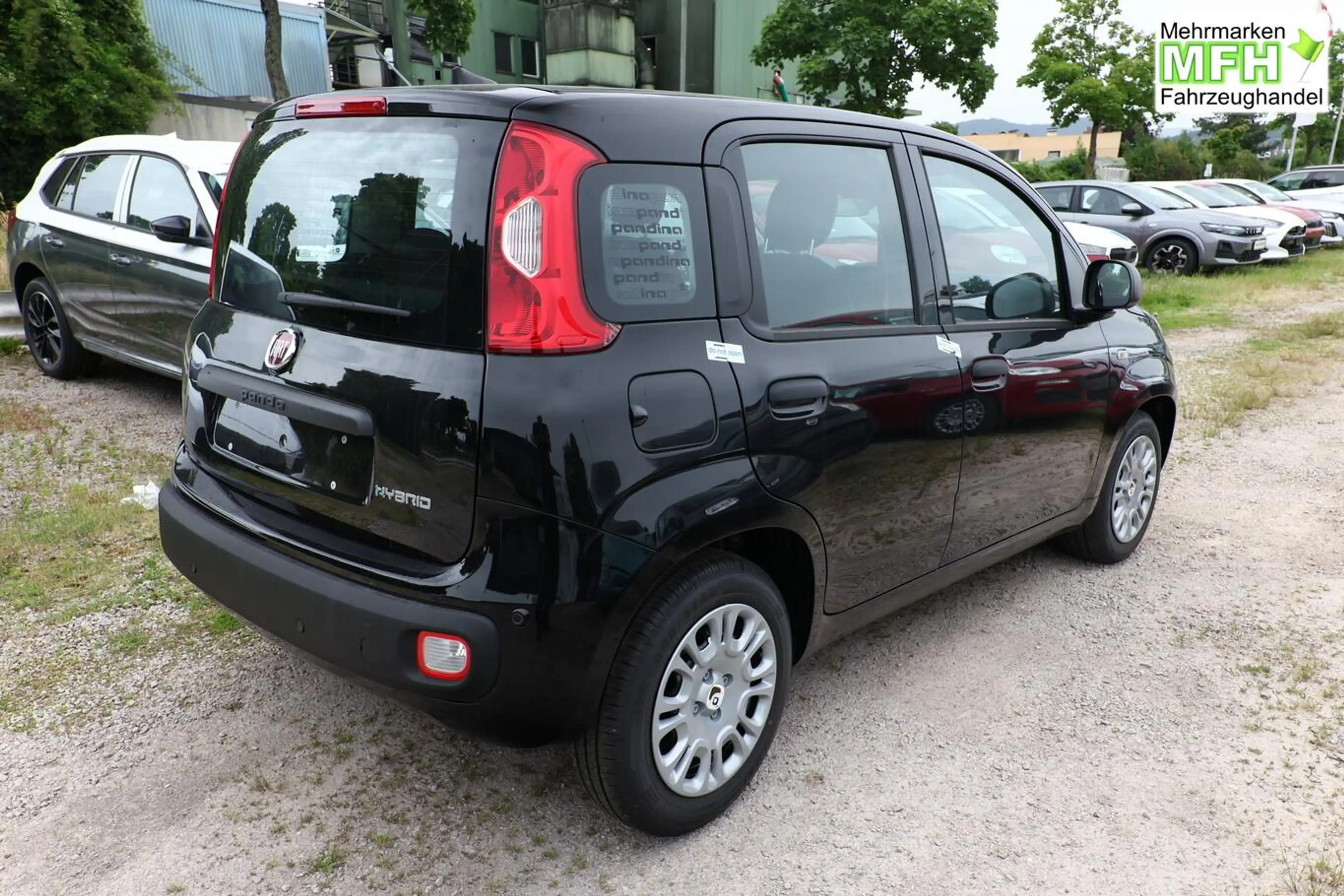 Fiat Panda ICON 5S PDC 5"-DAB DigC Temp LaneA S&S BT 48 kW... — photo 2
