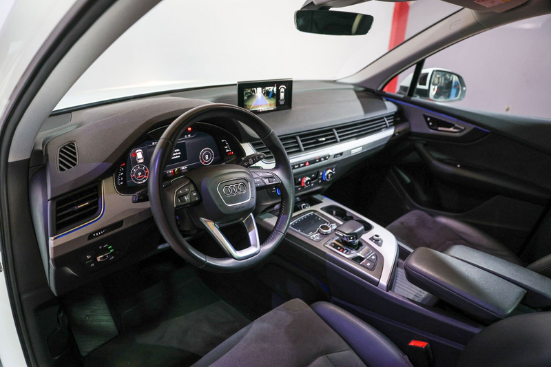 Audi Q7 3.0 TDI Quattro *S-Line* Xenon 1.Hand — photo 9