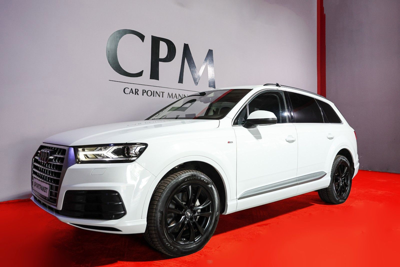 Audi Q7 3.0 TDI Quattro *S-Line* Xenon 1.Hand — photo 3