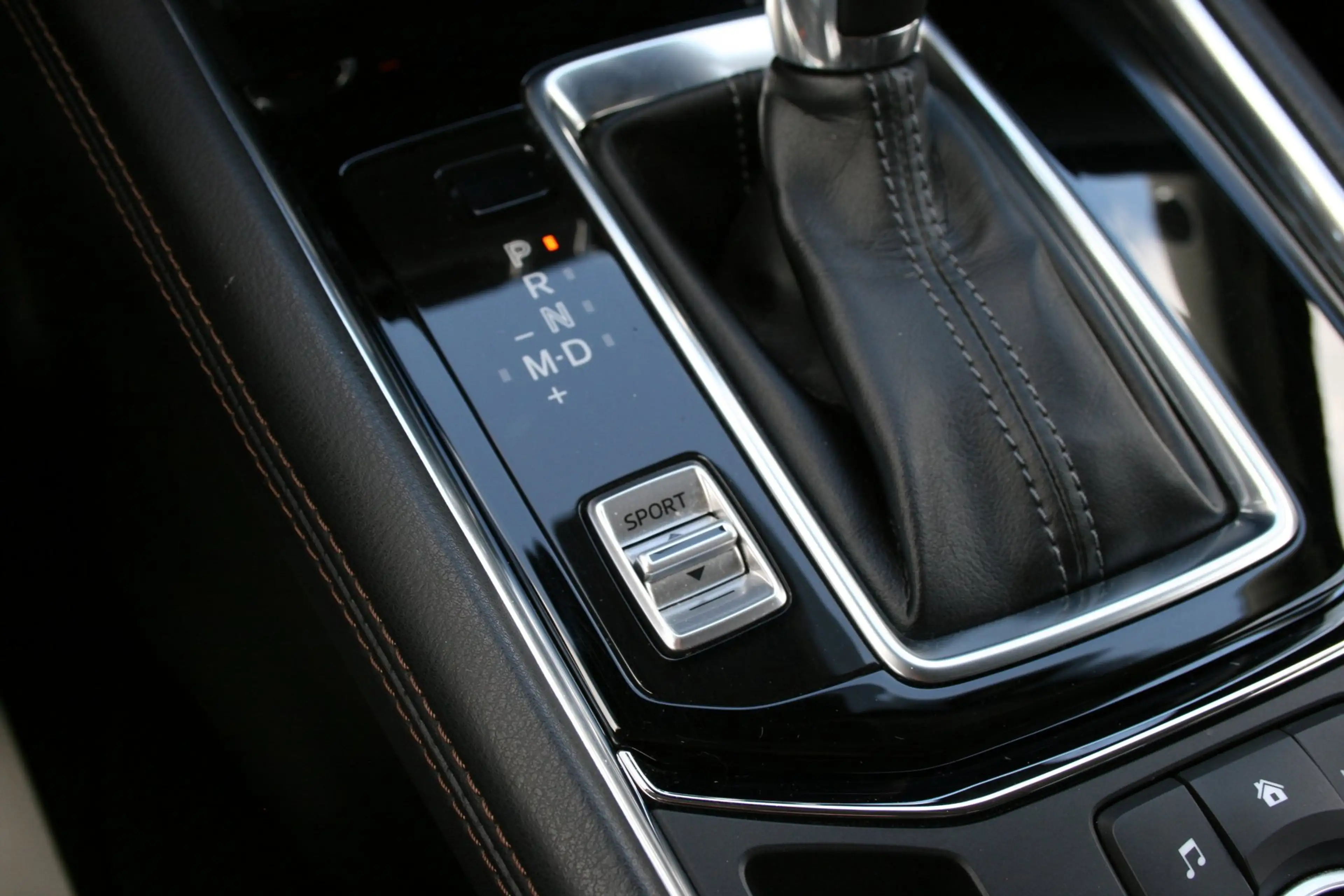 Mazda CX-5 2.0 SkyActiv-G 165 Luxury — photo 37