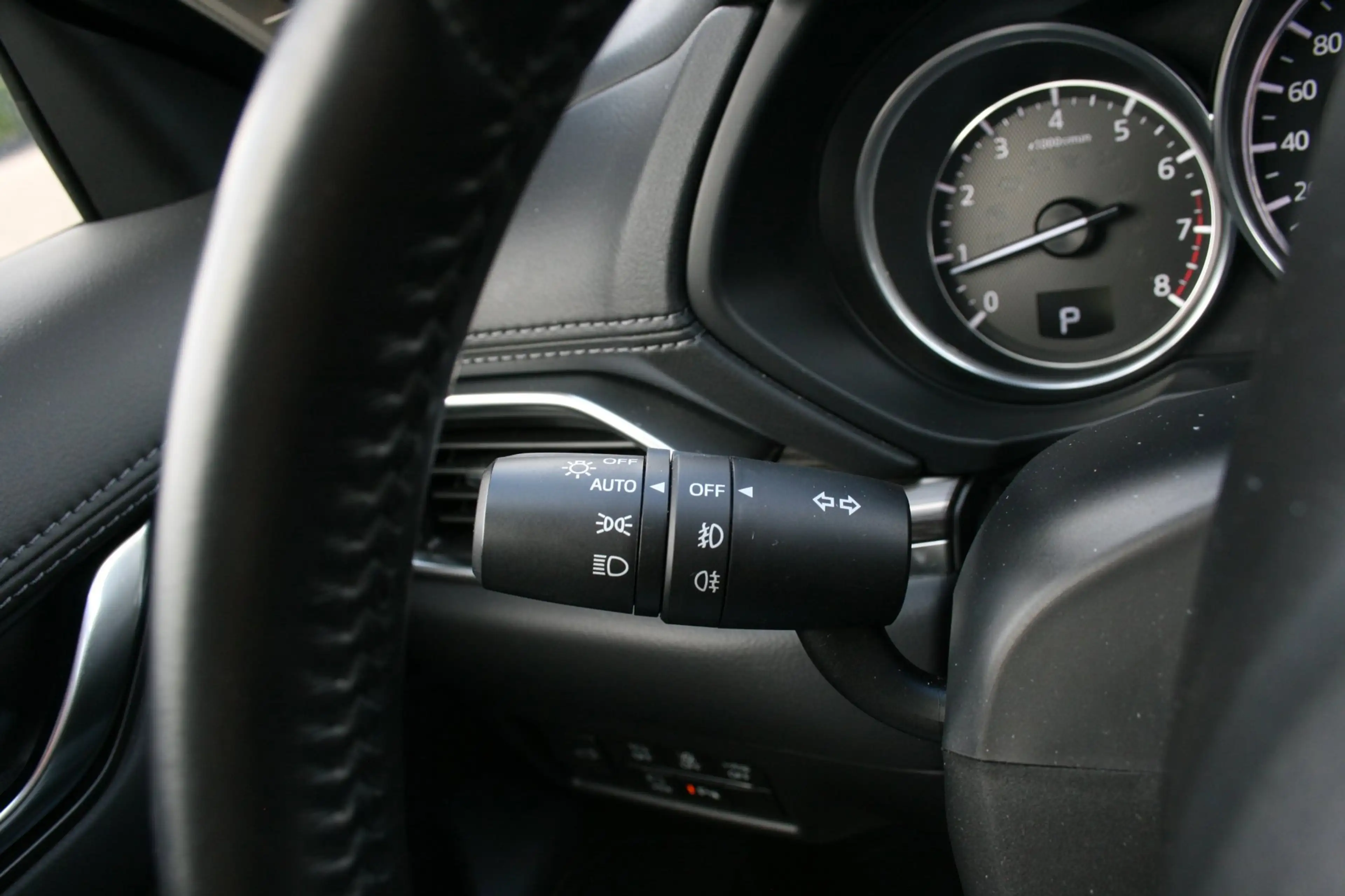 Mazda CX-5 2.0 SkyActiv-G 165 Luxury — photo 33
