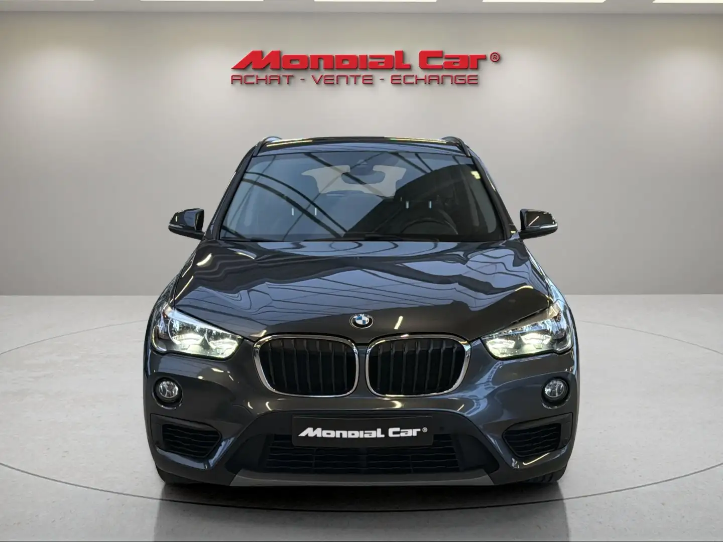BMW X1 X1 sDrive16d Aut. * GPS * Aides Conduite *Garantie Gris - 2