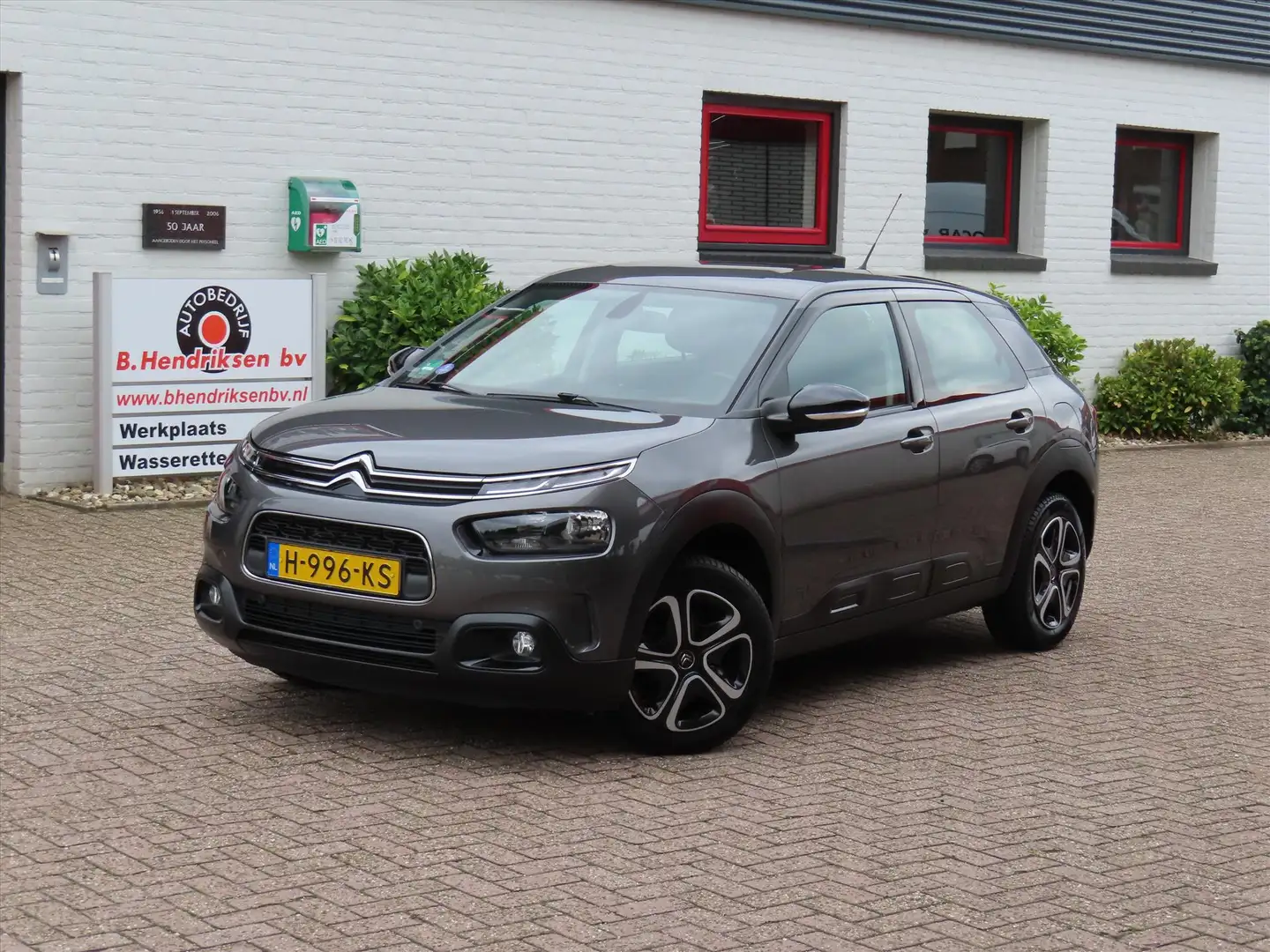 Citroen C4 Cactus 1.2 PureTech 110pk Business/ All season banden/ Tr Gris - 1