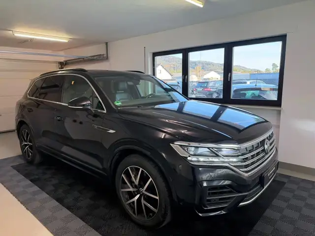Volkswagen Touareg 3.0 TSI R Line 4Motion Vollausstattung
