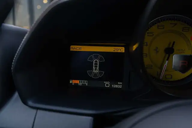 Ferrari 458 view 13