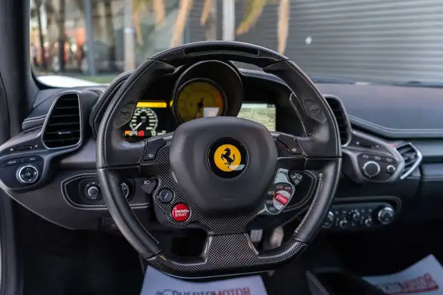 Ferrari 458 view 10
