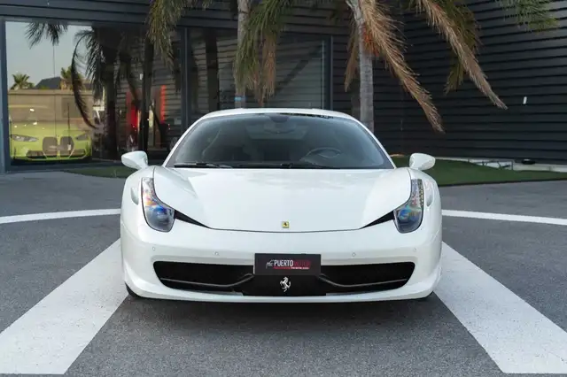Ferrari 458 view 2