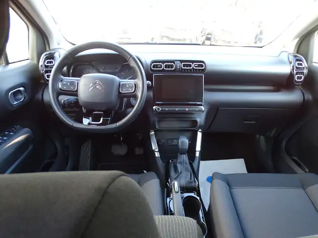 Citroen C3 Aircross view 9
