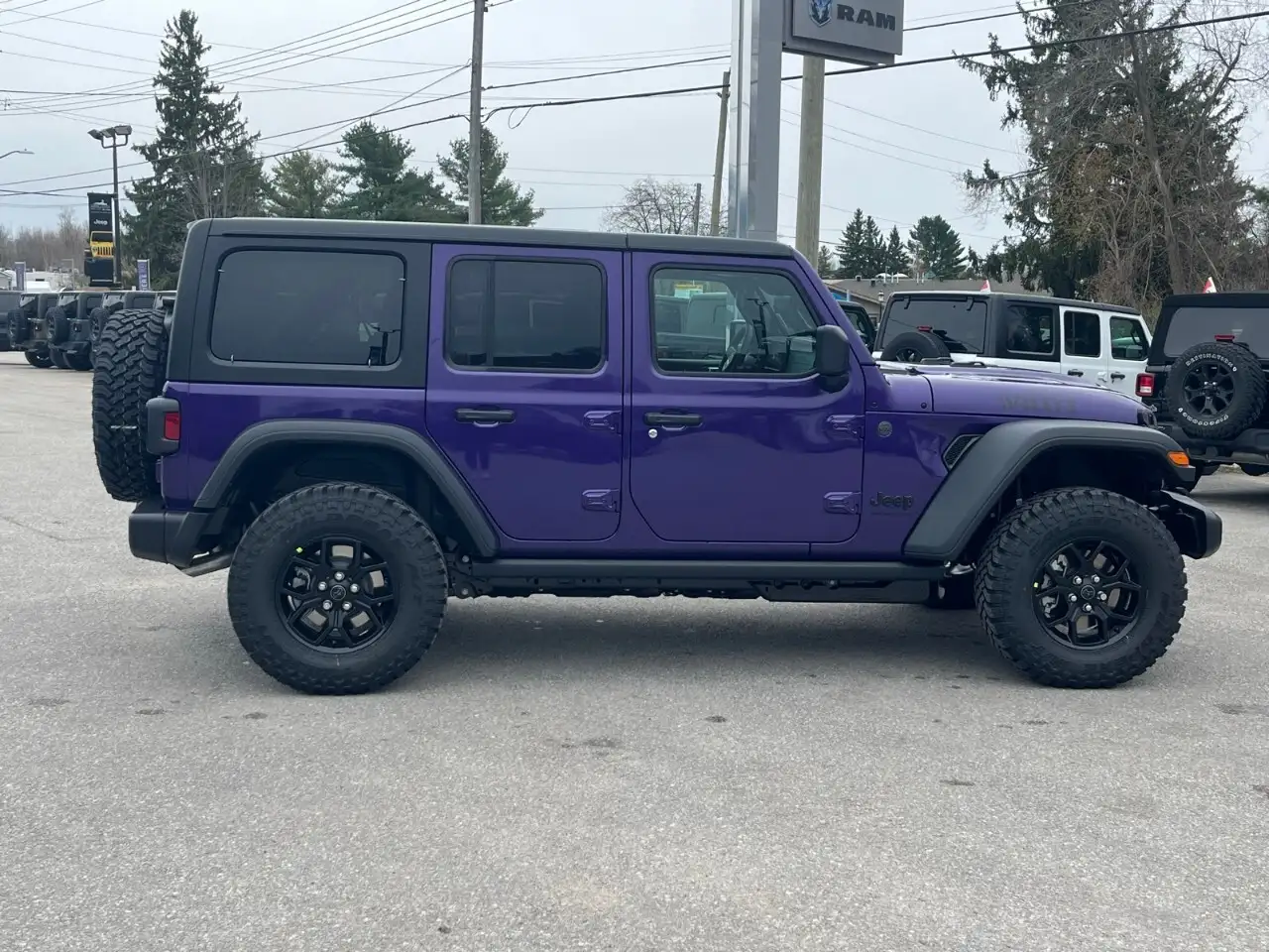 Jeep Wrangler снимка Jeep Wrangler