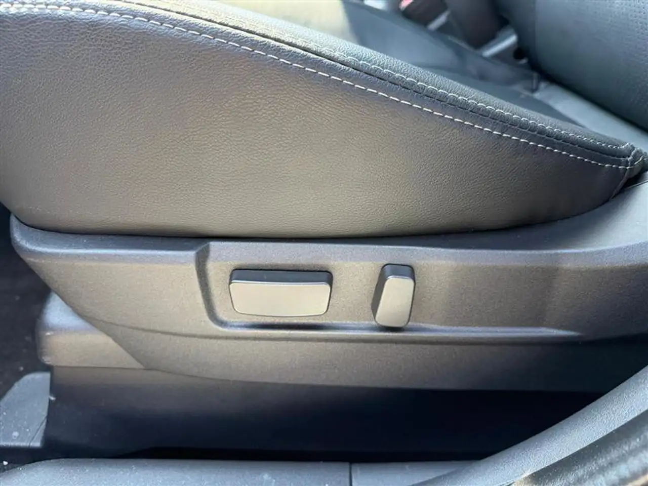 Mitsubishi RVR снимка Mitsubishi RVR