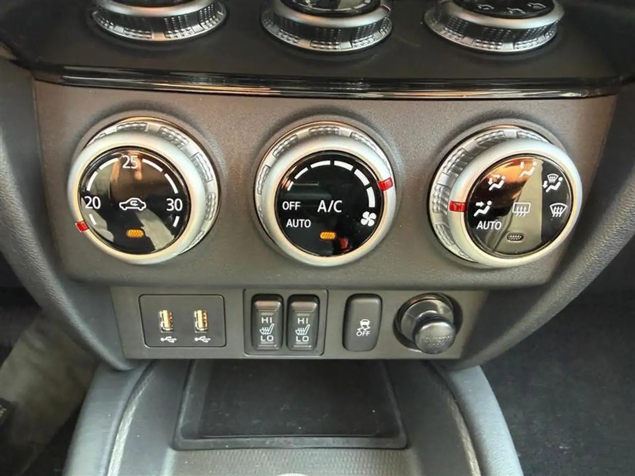 Mitsubishi RVR снимка Mitsubishi RVR