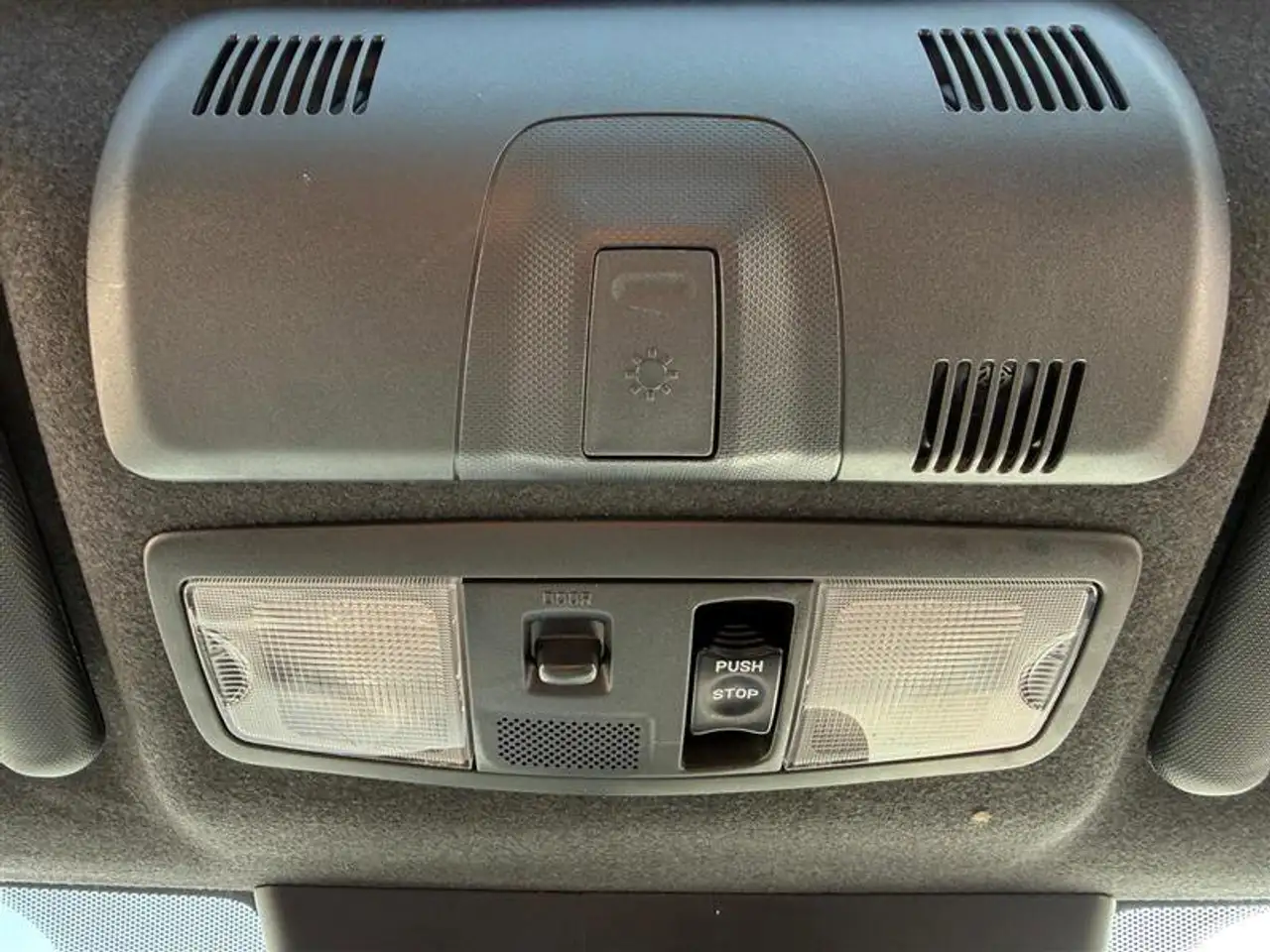 Mitsubishi RVR снимка Mitsubishi RVR