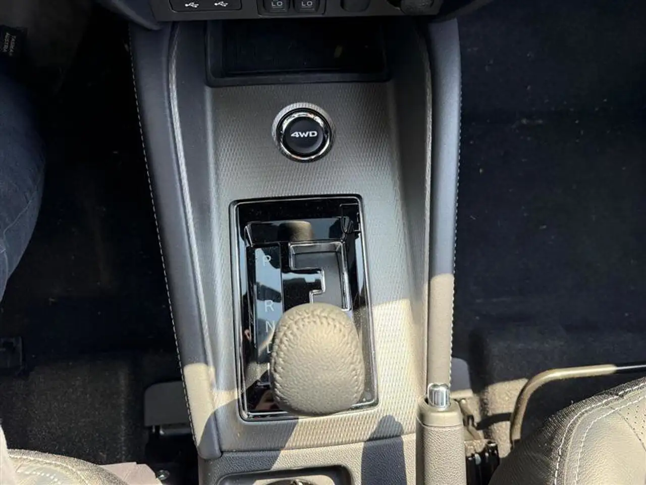 Mitsubishi RVR снимка Mitsubishi RVR