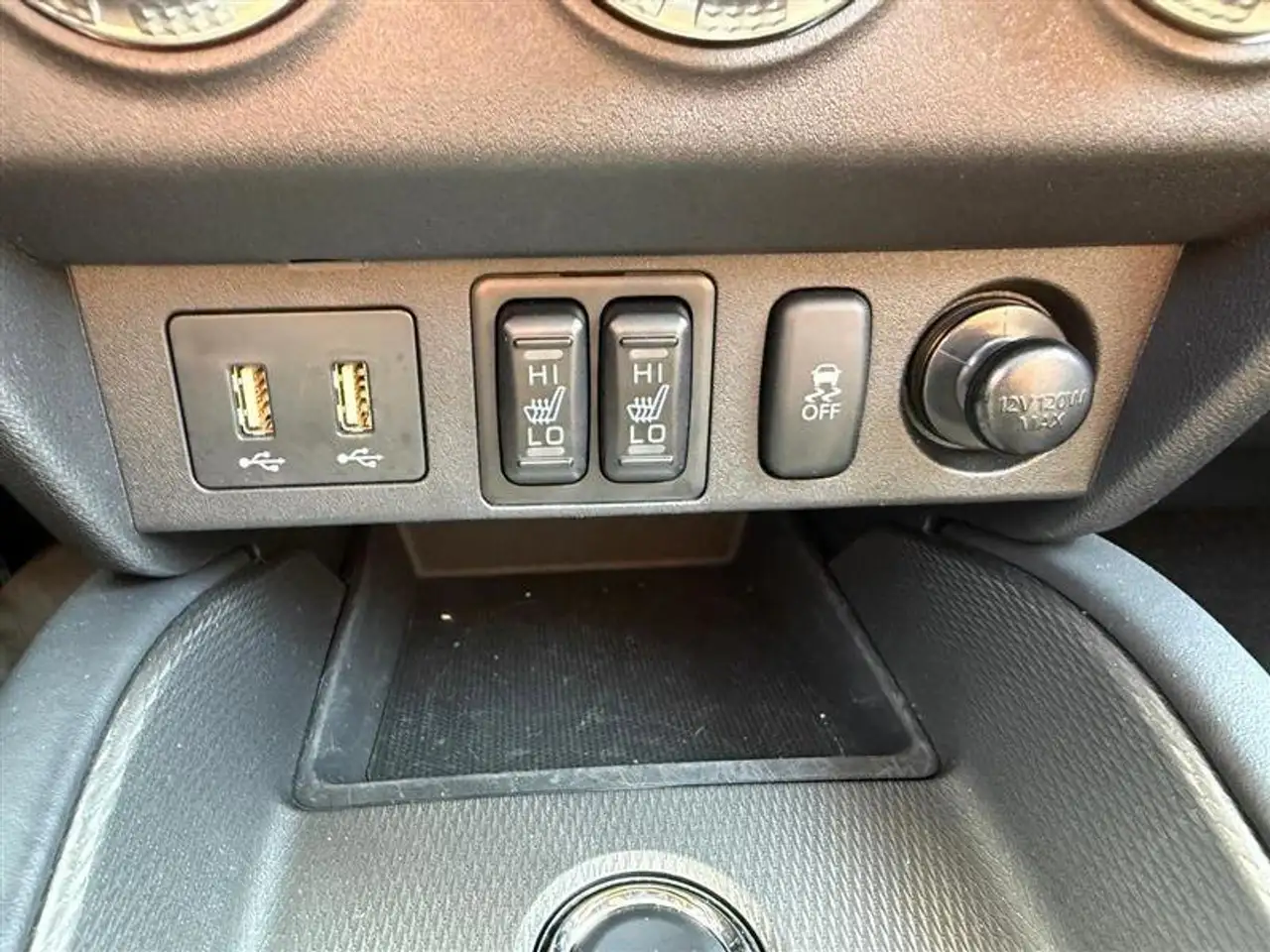 Mitsubishi RVR снимка Mitsubishi RVR