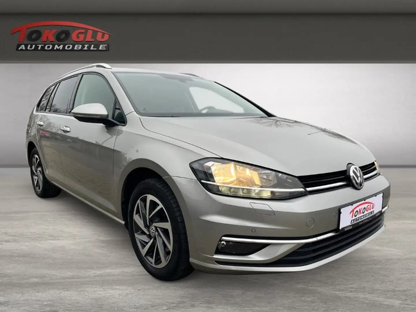 Volkswagen Golf VII Variant Sound Start-Stopp 2.0 TDI BMT Navi Spe Silber - 1