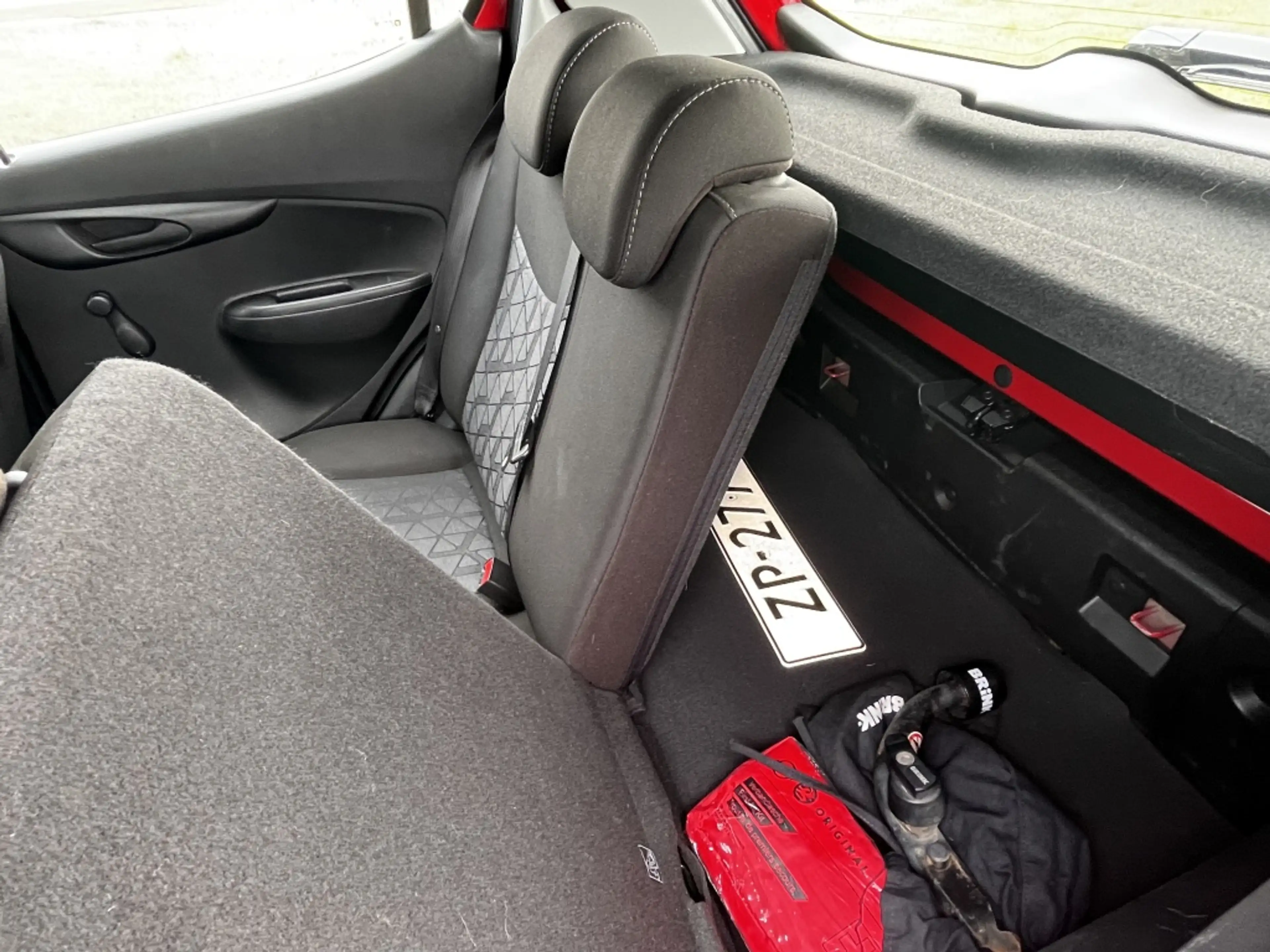 Opel Karl 1.0 120 Jaar Ed. #RIJKLAAR# | Sensoren | 4 Seasons — photo 19
