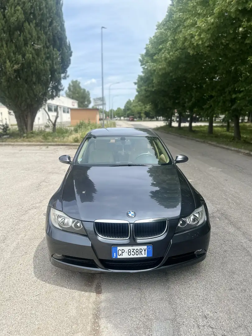 BMW 320 320d Eletta 150cv 6m - 1