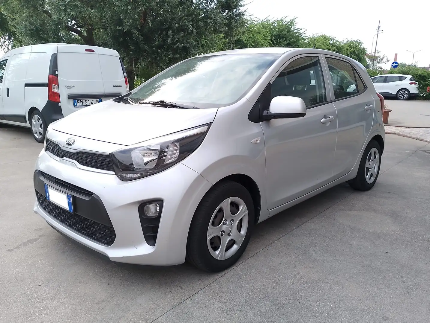 Kia Picanto Picanto III 2017 1.0 Active GPL Plateado - 1