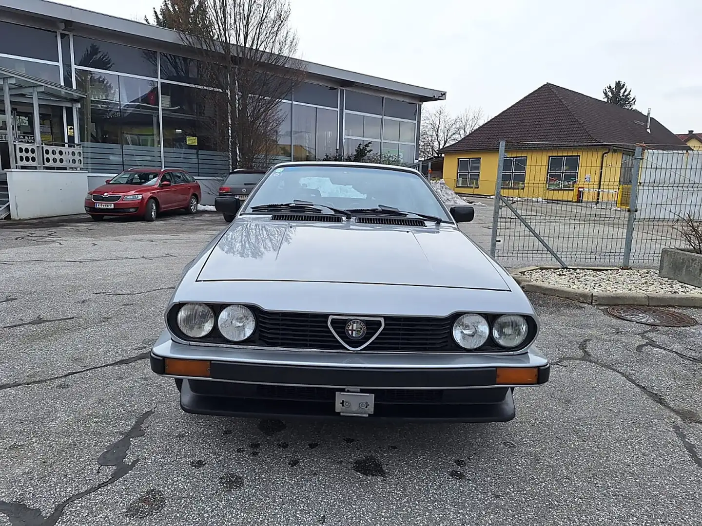 Alfa Romeo GTV 2000 116.36 AUT-Papiere Silber - 2