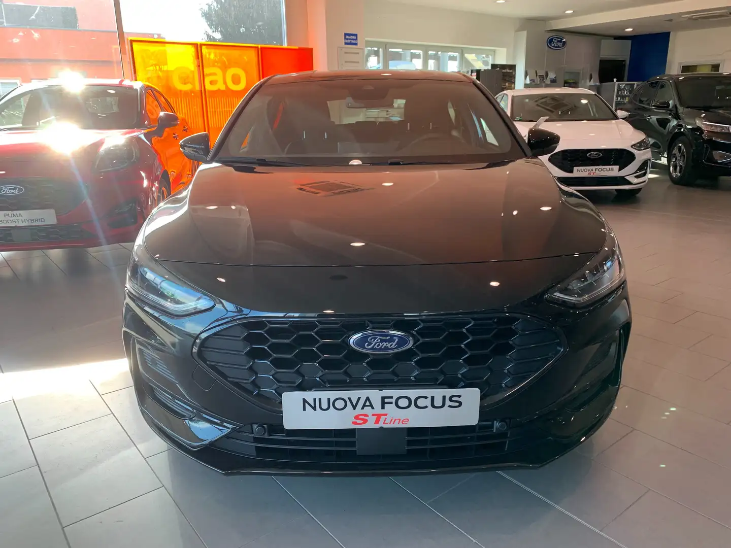 Ford Focus 1.0 BENZ/IBRIDA ST-Line X 125cv "NUOVA,TASSO ZERO" Nero - 2