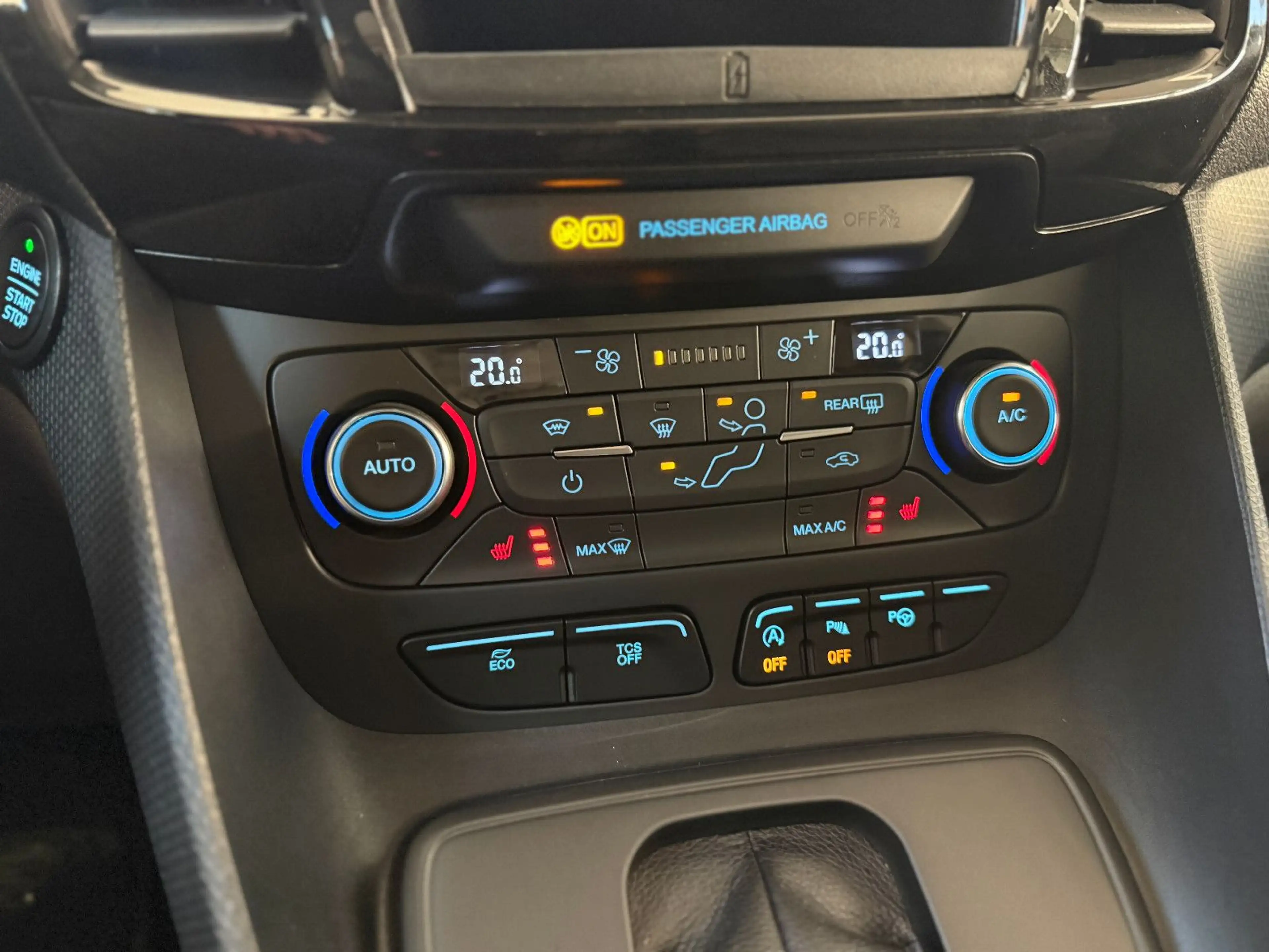 Ford Grand Tourneo 5 J. Garantie Rampe Rollstuhlrampe — photo 12