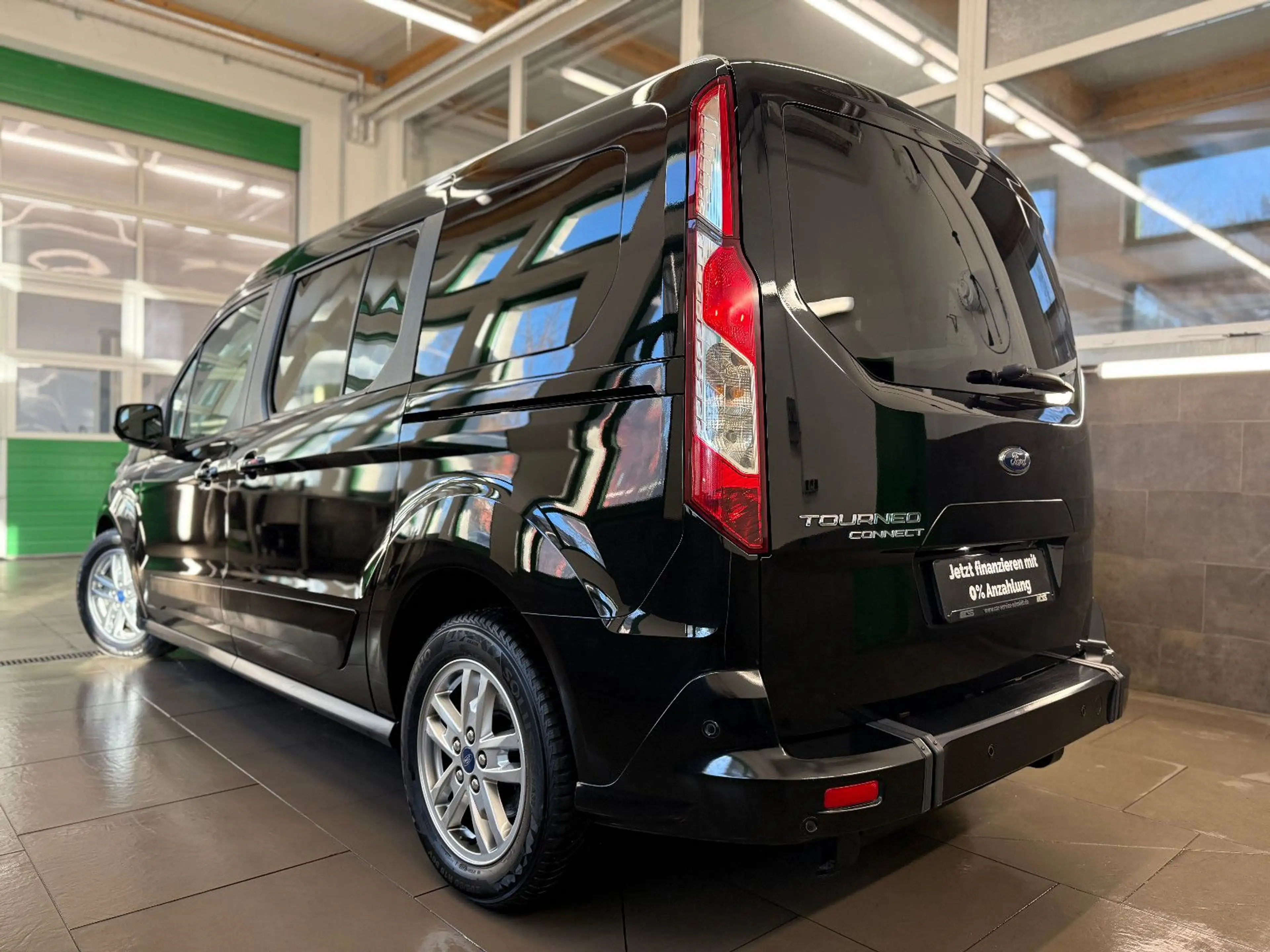 Ford Grand Tourneo 5 J. Garantie Rampe Rollstuhlrampe — photo 13
