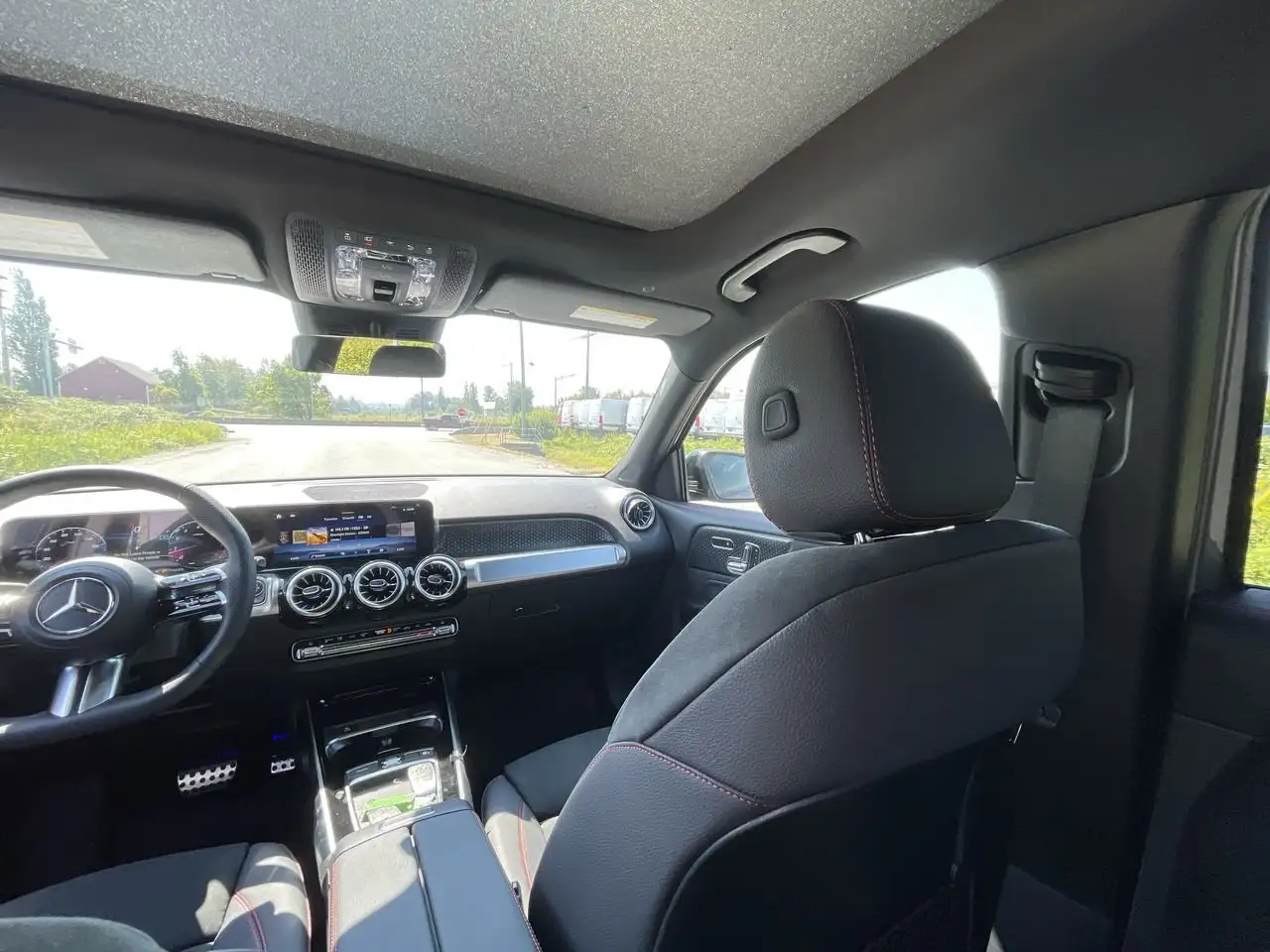 Mercedes-Benz GLB fotografie Mercedes-Benz GLB