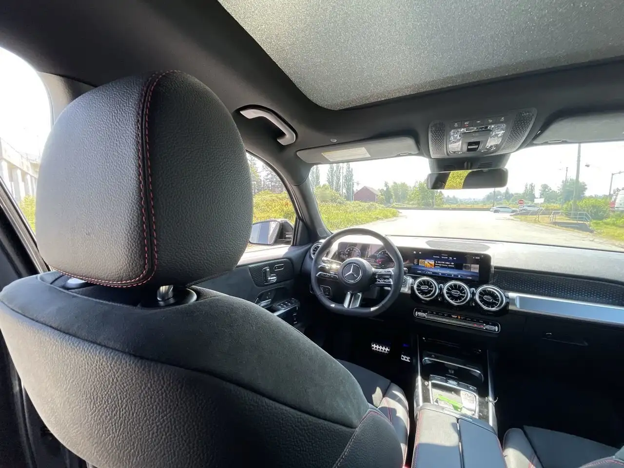 Mercedes-Benz GLB fotografie Mercedes-Benz GLB