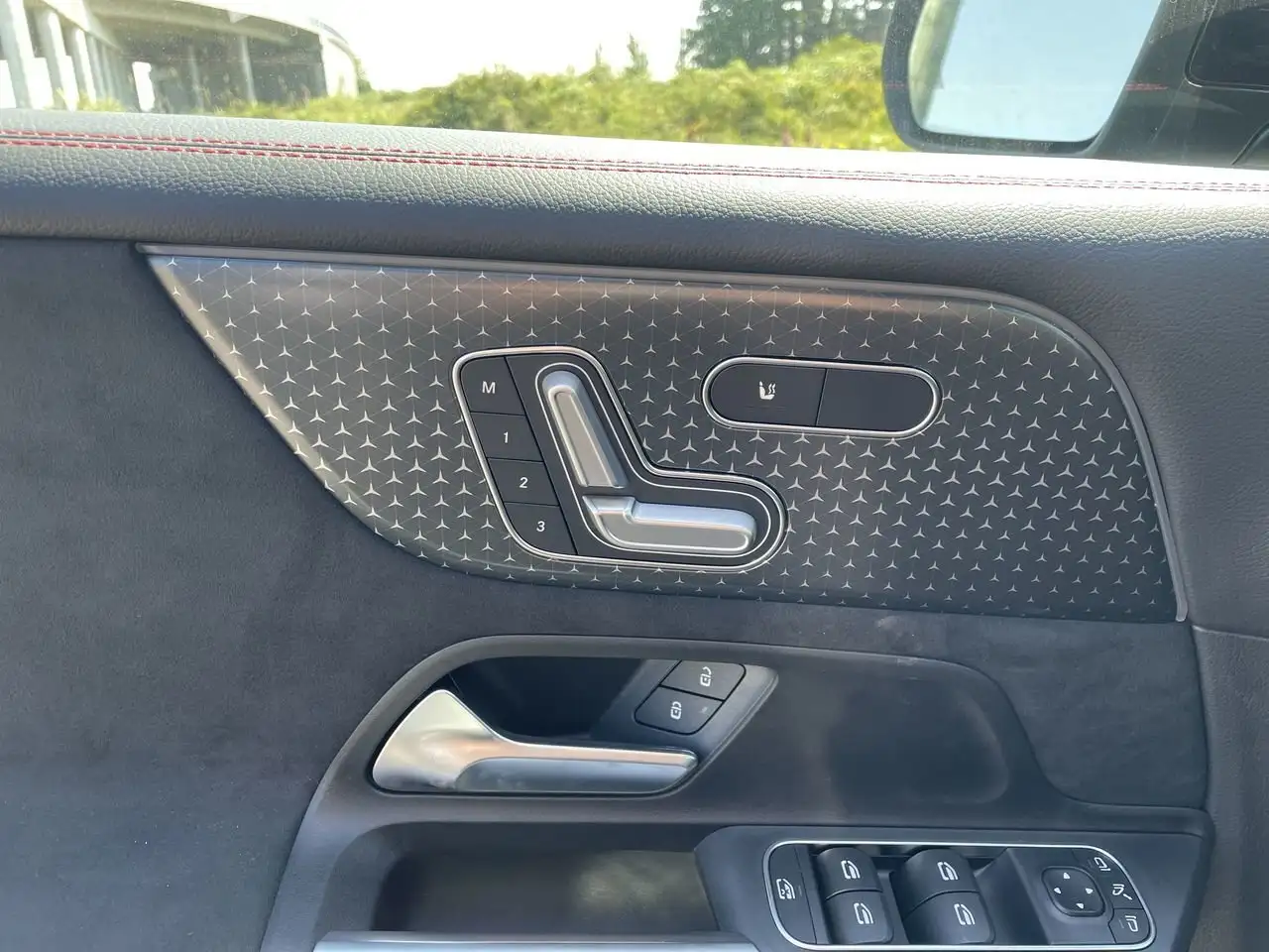 Mercedes-Benz GLB fotografie Mercedes-Benz GLB