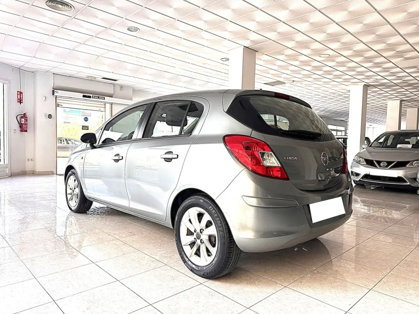 Opel Corsa 1.3CDTI Selective 75 Plateado - 2