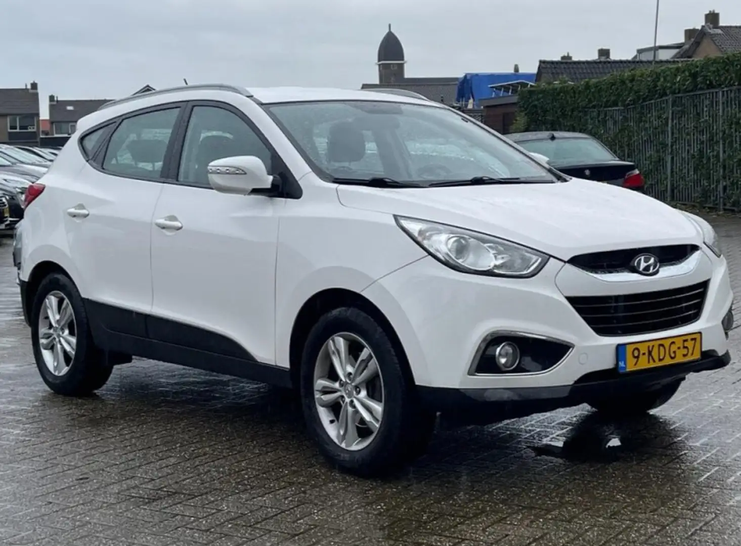 Hyundai iX35 1.6i GDI ACTIVE NAVI/LEER/PDC/CLIMATE Wit - 2