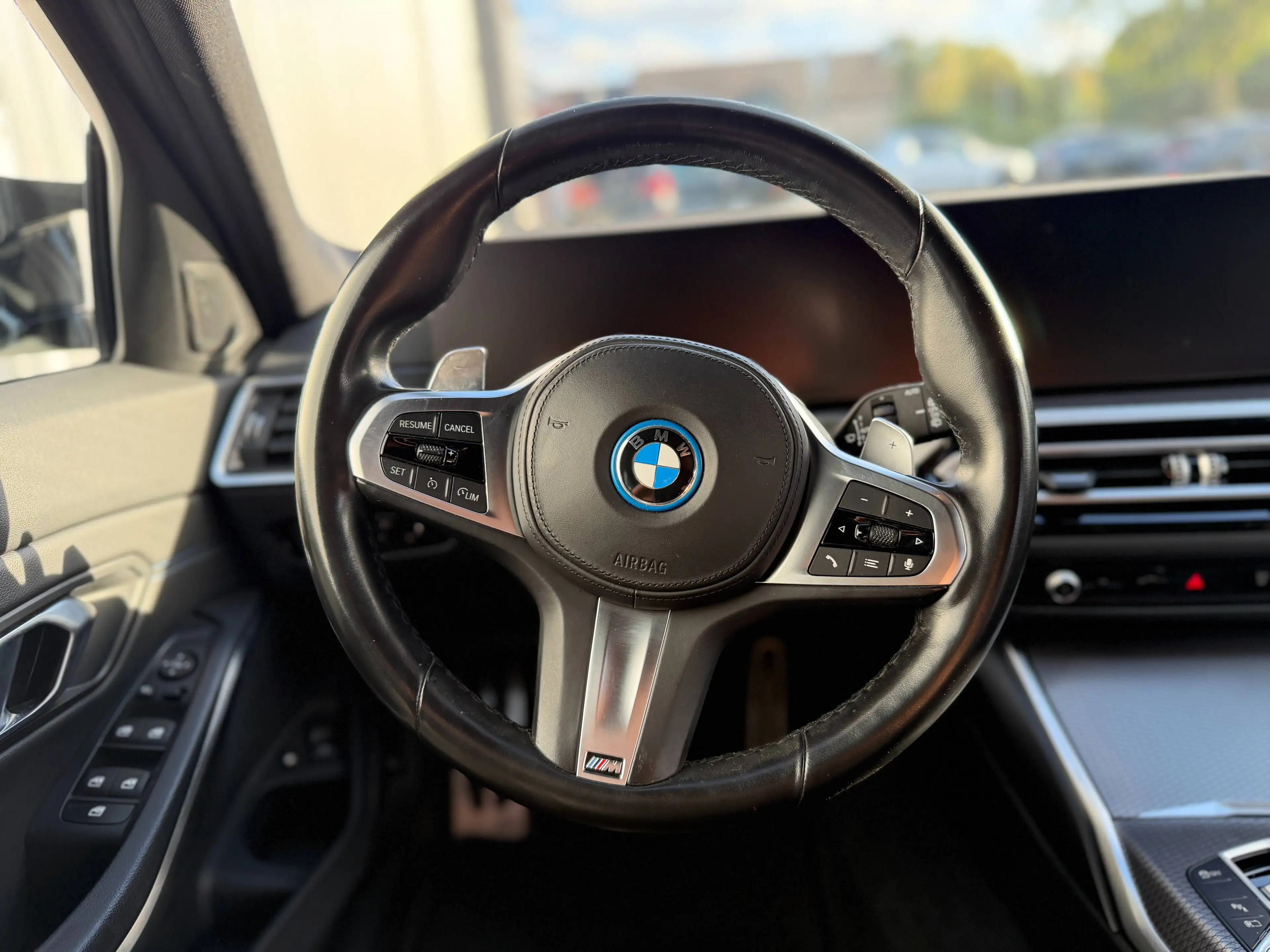 BMW 330 PHEV - Xdrive - Laserlichten - HUD - Camera - Carplay - Keyless - Extra set velgen — photo 9