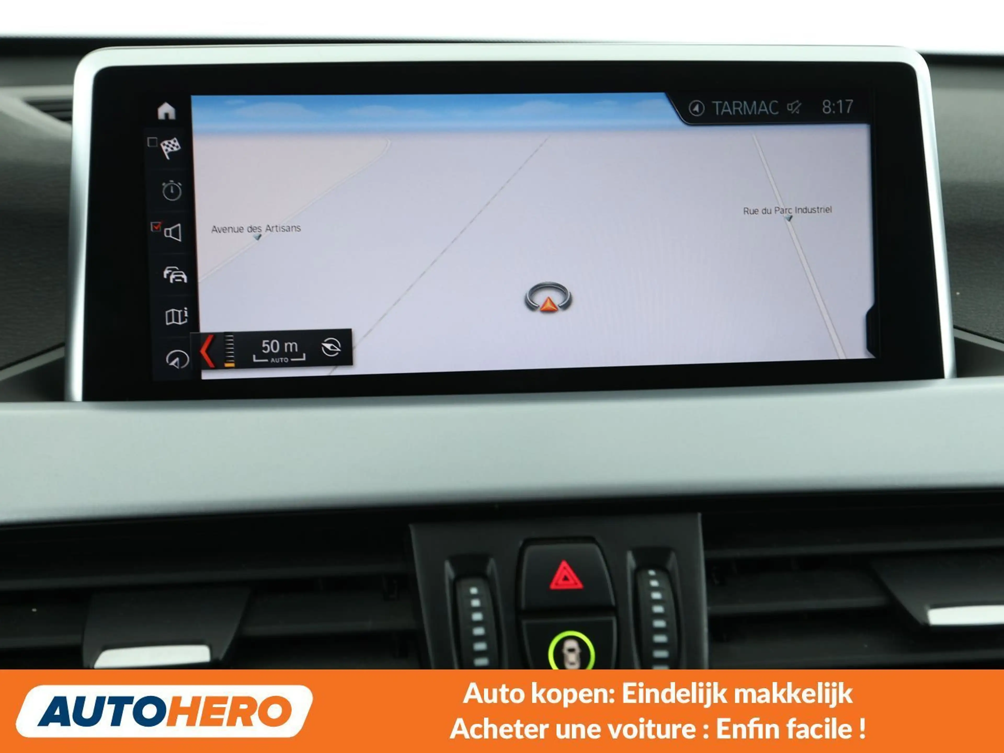 BMW X1 sDrive 18i Advantage — photo 9